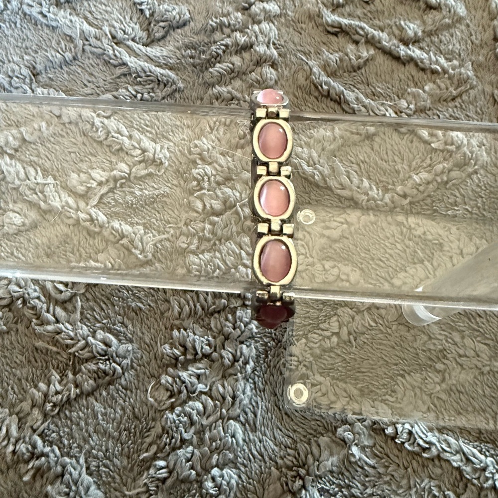Elegant Pink Bracelet